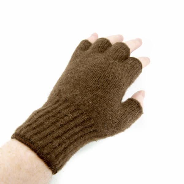 extreme gear fingerless gloves - brown - 26 - 5472 x 3648