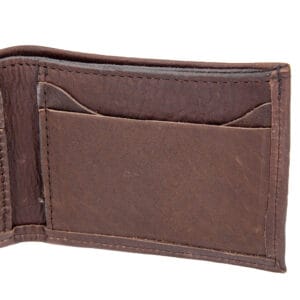 bifold-bison-leather-wallet-detail-right