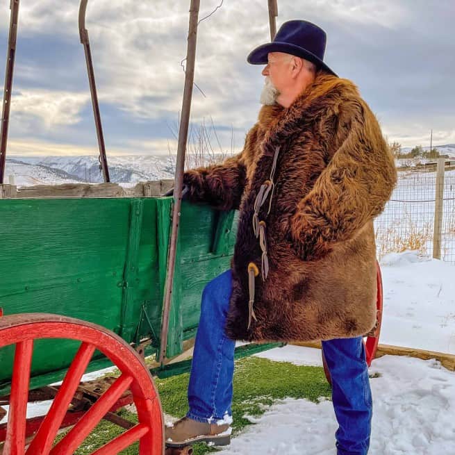 buffalo-fur-jacket 3