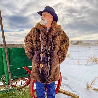 buffalo-fur-jacket 4