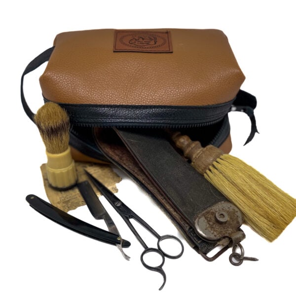 bison-leather-dopp-kit 1